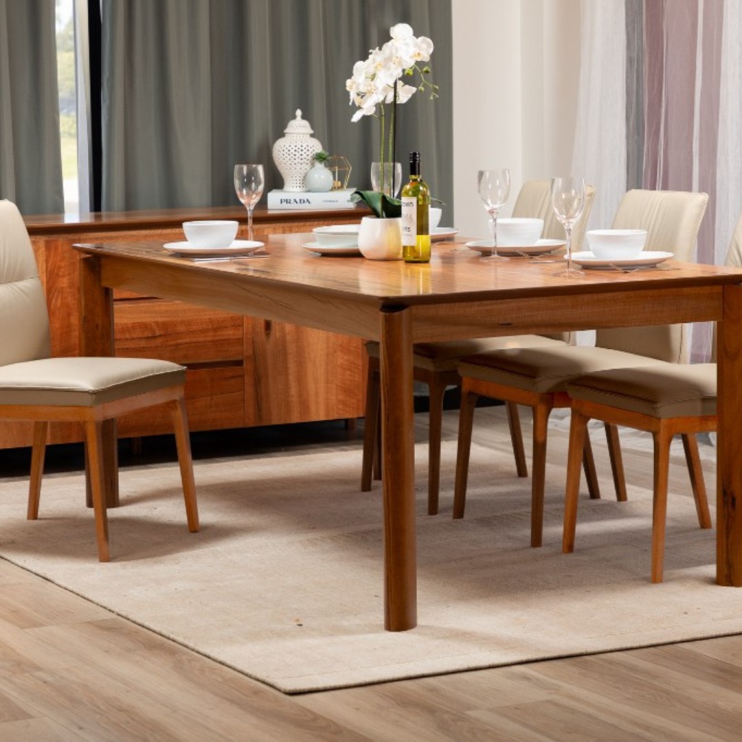 Arlington Dining Table
