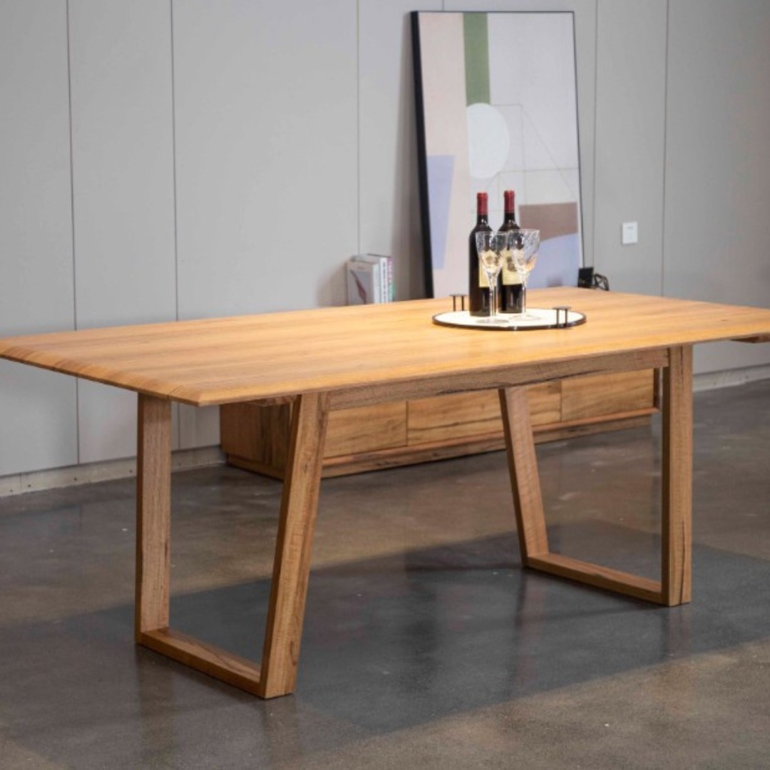 Glenview Dining Table