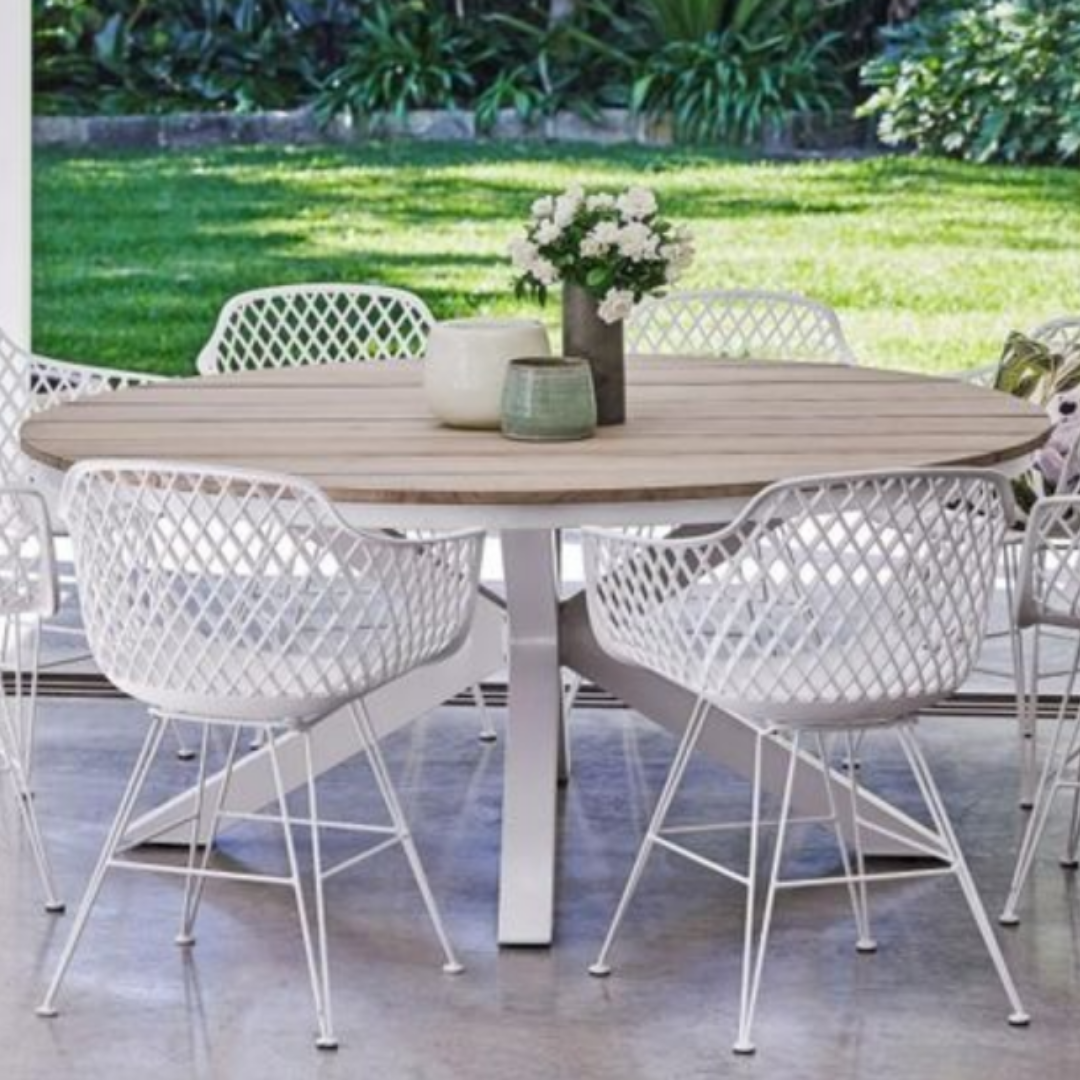 Aria Outdoor Dining Setting (2)